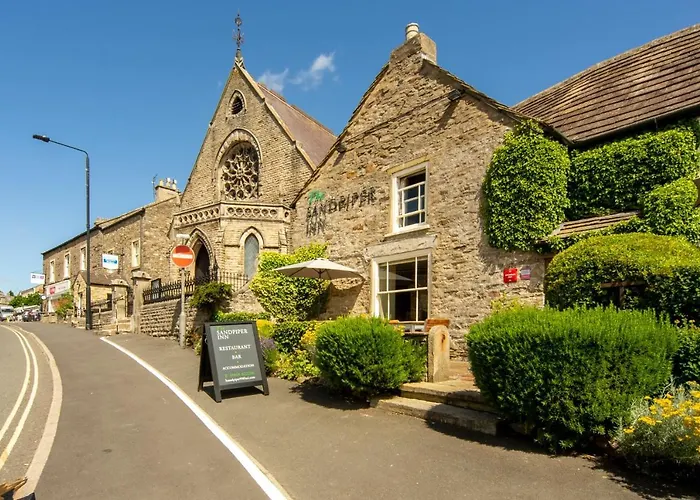 Holiday home Poachers Leyburn